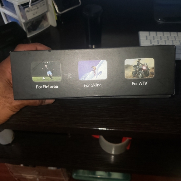 MAXQUALL PROFESSIONAL WATERPROOF IPX 7 LISTEN TO MP3/PHONE/GPS - Picture 2 of 5